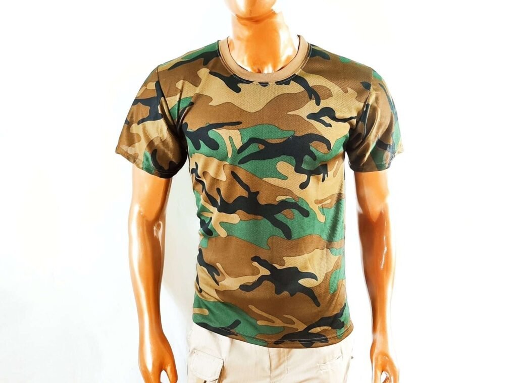 Camiseta camuflada Woodland talla L