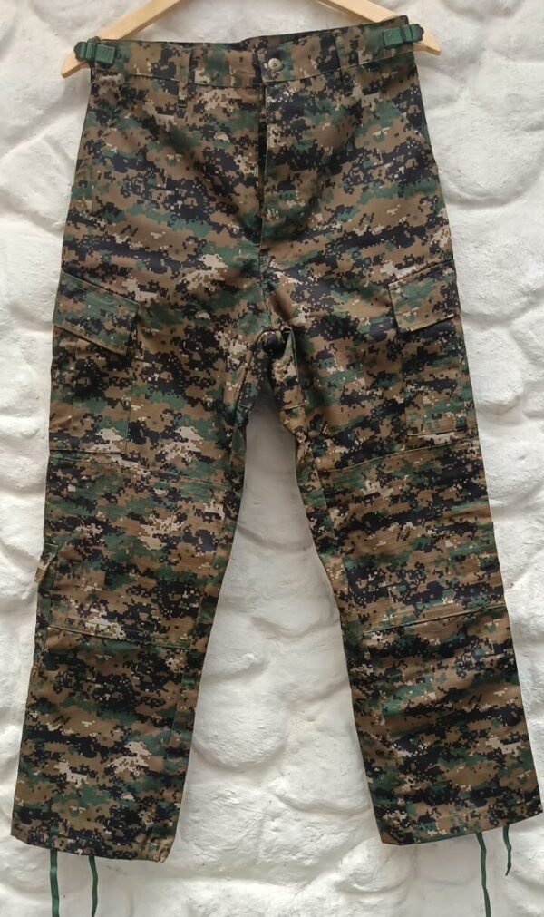 Pantalón 10 bolsillo multicam tactico negro-verde (talla S)