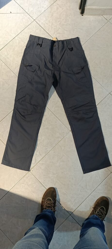 PANTALON TELA GALLETA TACTICAL PRODUCT  CON RESORTE EN CINTURA GRIS RATON TALLA 36