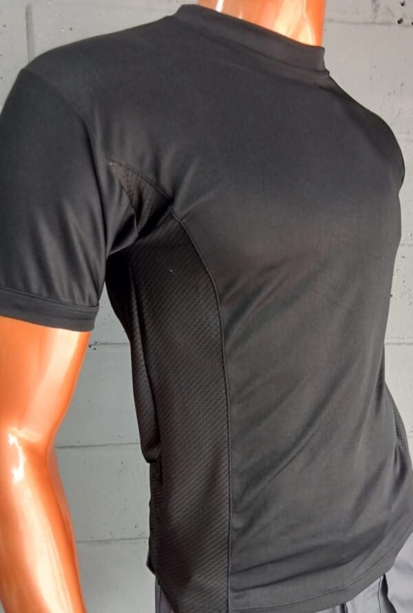 Camiseta malla negra (Talla M)