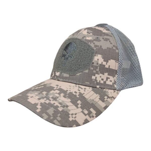 Gorra Pixelada Gris con Calavera y Malla